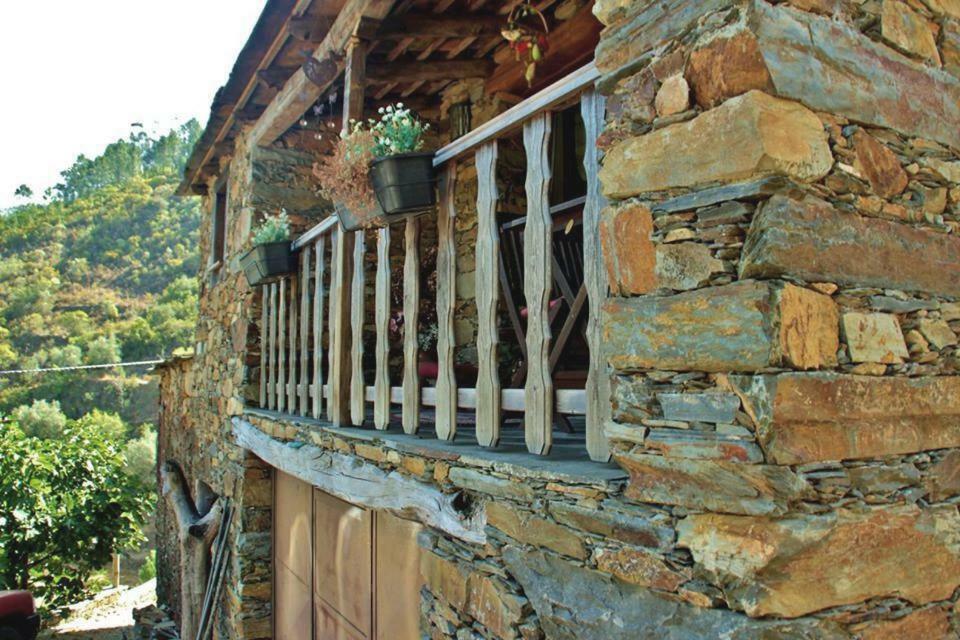 Cha de Alvares A Casa Da Natalia 게스트하우스 외부 사진